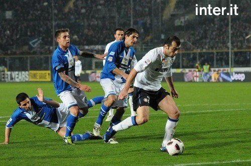 ...e guardò tutto lo stadio con lo sguardo di chi non avrebbe ri-sbagliato. E ri-sbagliò (P. Rossi, "Ode a Evaristo Beccalossi")