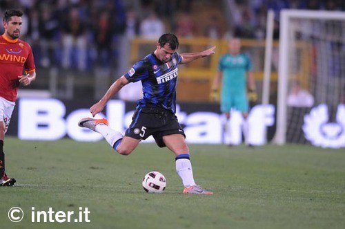 Chissà che alla prossima non vada dentro... Stankovic: 2 partite 2 traverse