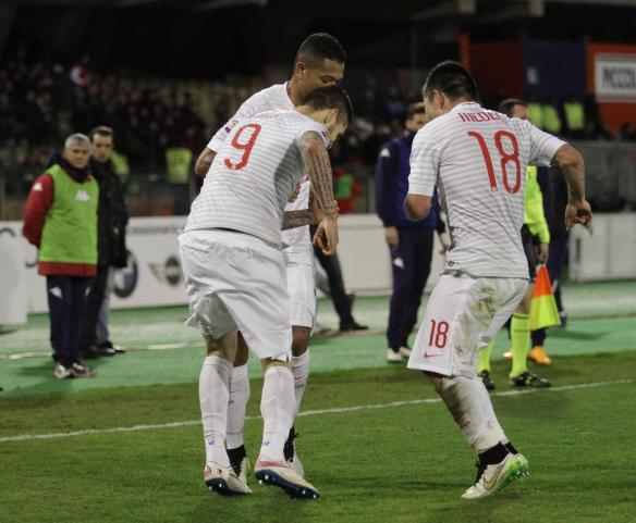 Mandiamoli ad Amici va...